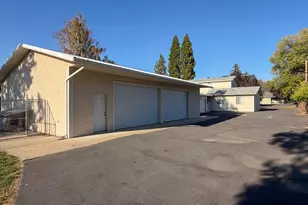 5220 Harlan Dr, Klamath Falls, OR 97603 - Photo 3