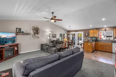 915 NE Yew Street, Prineville, OR 97754 - Photo 13