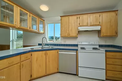 811 Riley Road, Eagle Point, OR 97524 - Photo 9