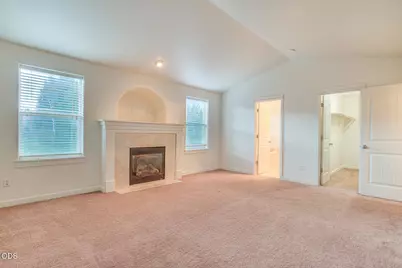 828 NE Locksley Drive, Bend, OR 97701 - Photo 13