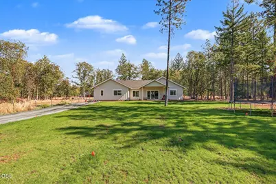 1077 Ellison Loop, Merlin, OR 97532 - Photo 35