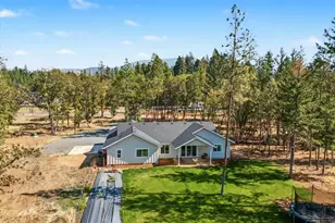 1077 Ellison Loop, Merlin, OR 97532 - Photo 43