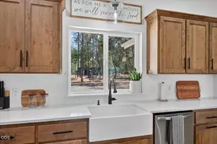 1077 Ellison Loop, Merlin, OR 97532 - Photo 9