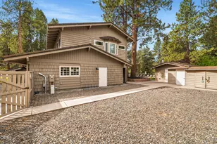 20606 Coventry Cir, Bend, OR 97702 - Photo 101