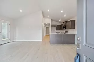 4008 SW Obsidian Pl, Redmond, OR 97756 - Photo 3