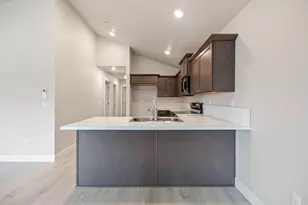 4008 SW Obsidian Pl, Redmond, OR 97756 - Photo 9