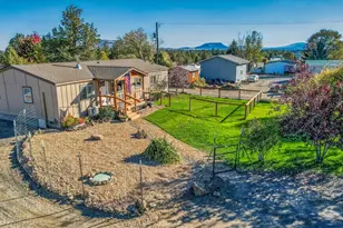 7948 SW Shad Rd, Terrebonne, OR 97760 - Photo 9