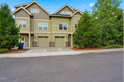 1055 SE Leonel Lane, Bend, OR 97702 - Photo 1