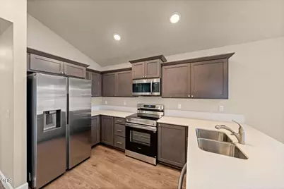 4020 SW Pumice Avenue #136, Redmond, OR 97756 - Photo 25