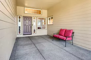 668 Vincent Ave, Central Point, OR 97502 - Photo 17