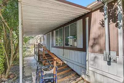 335 Beechwood Drive, Grants Pass, OR 97526 - Photo 5