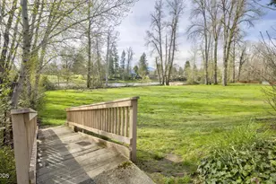 335 Beechwood Dr, Grants Pass, OR 97526 - Photo 33