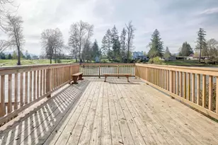 335 Beechwood Dr, Grants Pass, OR 97526 - Photo 27