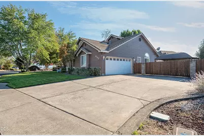 947 Brandon Street, Central Point, OR 97502 - Photo 5