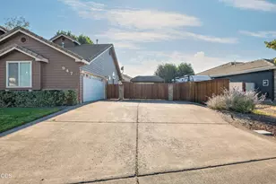 947 Brandon St, Central Point, OR 97502 - Photo 25