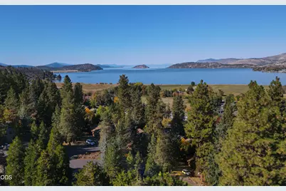 951 Ponderosa Drive, Klamath Falls, OR 97601 - Photo 3