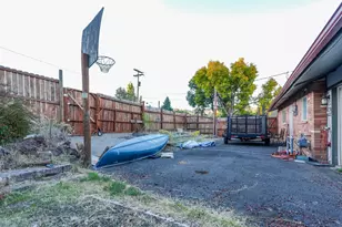 2455 Redwood Dr, Klamath Falls, OR 97601 - Photo 57