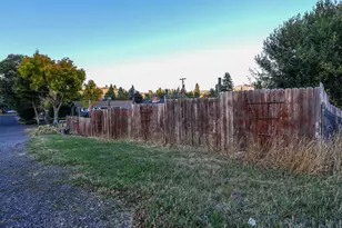 2455 Redwood Dr, Klamath Falls, OR 97601 - Photo 67