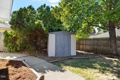 1141 N Modoc Avenue, Medford, OR 97504 - Photo 35