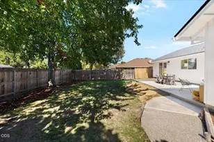 1141 N Modoc Ave, Medford, OR 97504 - Photo 37