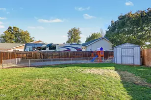1198 Glengrove Ave, Central Point, OR 97502 - Photo 19