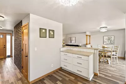 1430 NE Sharkey Terrace, Bend, OR 97701 - Photo 13