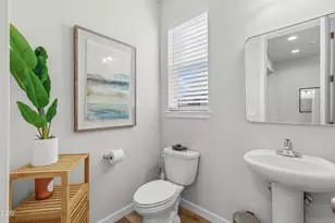1237 Stonegate Dr, Eagle Point, OR 97524 - Photo 7