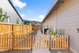 1237 Stonegate Dr, Eagle Point, OR 97524 - Photo 43