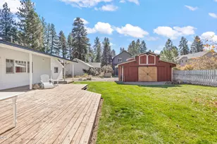 305 W Washington Ave, Sisters, OR 97759 - Photo 29