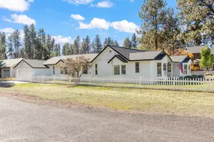 305 W Washington Ave, Sisters, OR 97759 - Photo 31