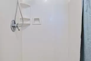 105 Maple St, Phoenix, OR 97535 - Photo 15