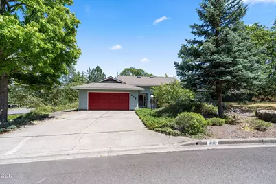 890 Twin Pines Circle, Ashland, OR 97520 - Photo 1