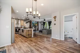 56252 Comet Dr, Bend, OR 97707 - Photo 17