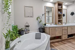 56252 Comet Dr, Bend, OR 97707 - Photo 19