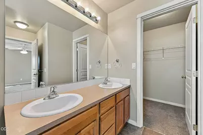 20075 Doanna Way, Bend, OR 97702 - Photo 11