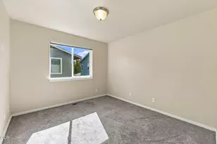 20075 Doanna Way, Bend, OR 97702 - Photo 13