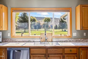 7208 N E Ochoco Hwy, Prineville, OR 97754 - Photo 11