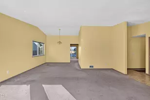 1856 NE 8th St, Redmond, OR 97756 - Photo 5