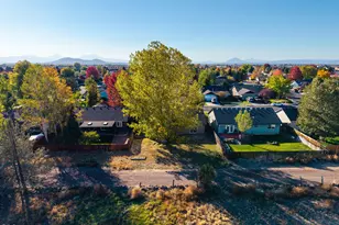 1856 NE 8th St, Redmond, OR 97756 - Photo 21