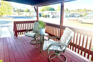 101 Orangewood Dr, Grants Pass, OR 97526 - Photo 23