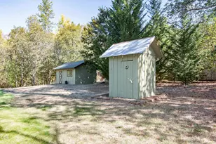 550 Earhart Rd, Rogue River, OR 97537 - Photo 45