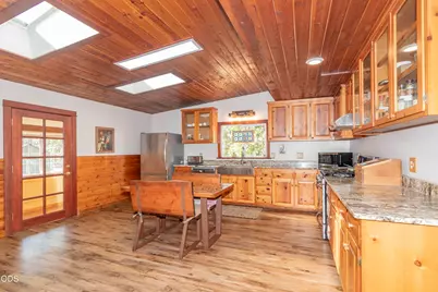 550 Earhart Road, Rogue River, OR 97537 - Photo 7