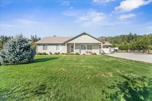 5786 Riverbanks Rd, Grants Pass, OR 97527 - Photo 13