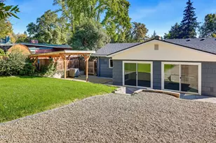 1617 Stratford Ave, Medford, OR 97504 - Photo 39