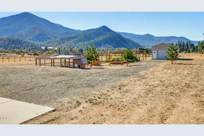239 China Gulch Road, Jacksonville, OR 97530 - Photo 53