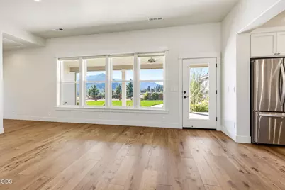 239 China Gulch Road, Jacksonville, OR 97530 - Photo 21