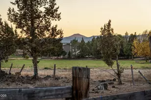 1155 SW 53rd St, Redmond, OR 97756 - Photo 3