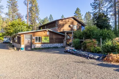 29387 Redwood Highway, Cave Junction, OR 97523 - Photo 5