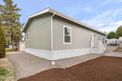 5063 S Highway 97 #13, Redmond, OR 97756 - Photo 27