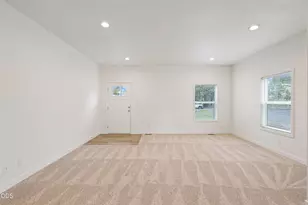 5063 S Hwy 97, Redmond, OR 97756 - Photo 5